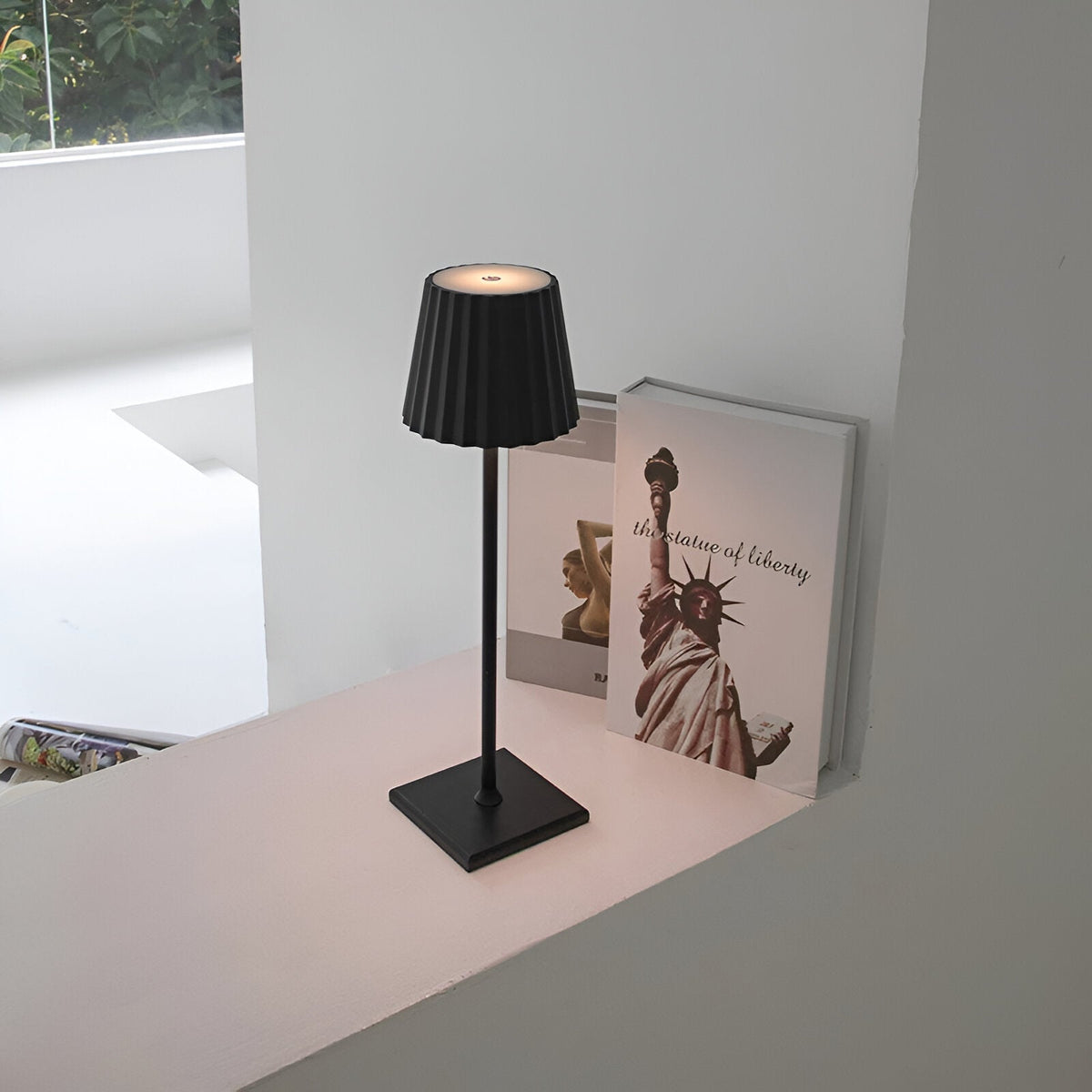 Touch Control & Trådløs Bordlampe | LumiTouch