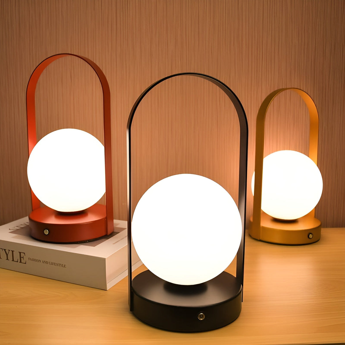 Trådløs Bordlampe af Høj Kvalitet | LuxeLite