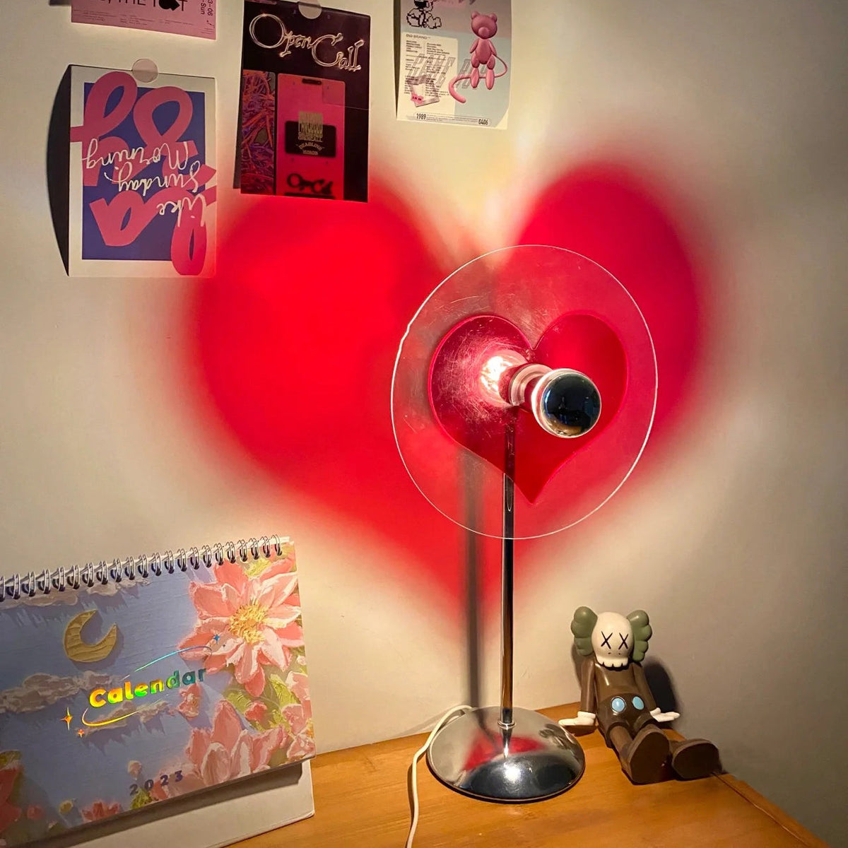 AuraGlow Bauhaus-Inspireret Retro Lampe