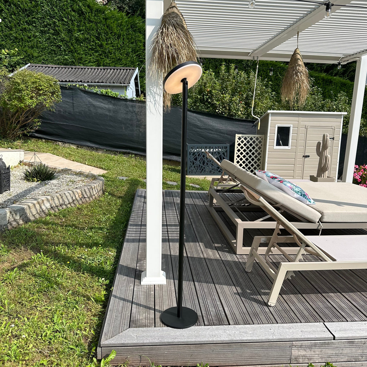 Solarlampe Med Justerbar Højde Og USB Opladning Til Indendørs Og Udendørs Brug-3