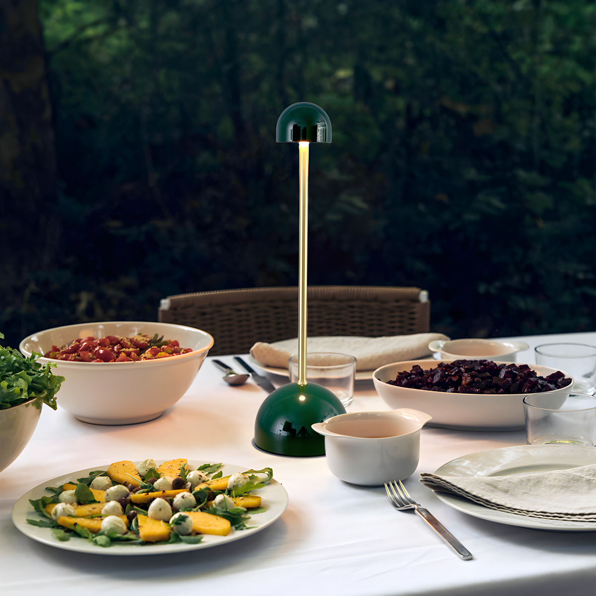 Trådløs LED Bordlampe – Moderne Design og Frihed | LuminaFlex