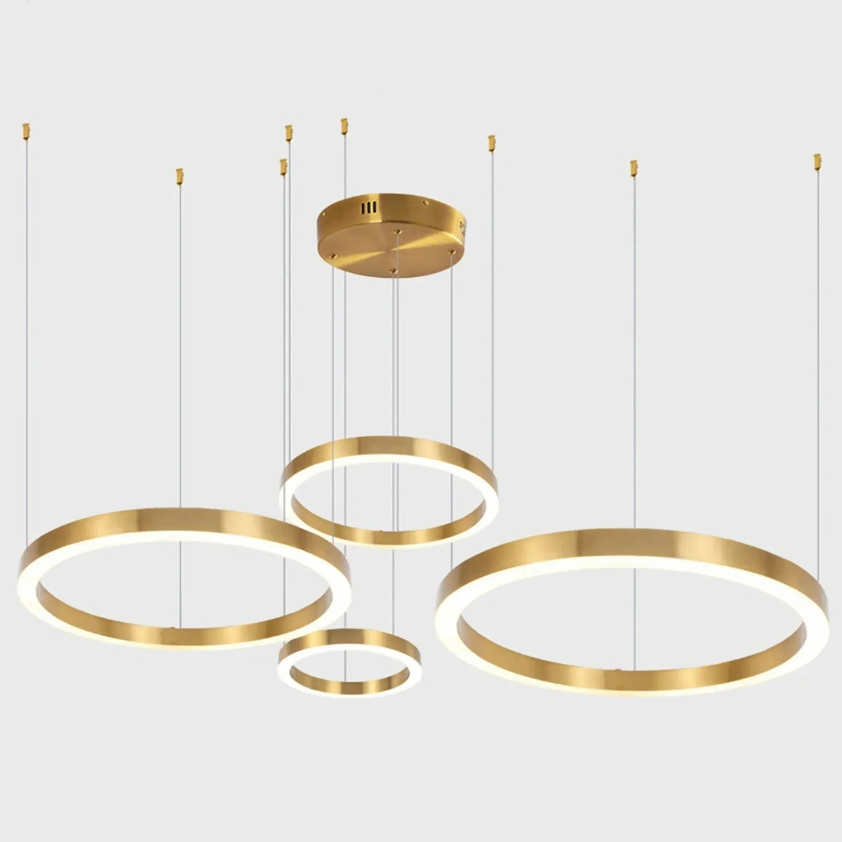 LuxeOrbit - Stilig Gyldne Ringe Plafondkroneslysekrone
