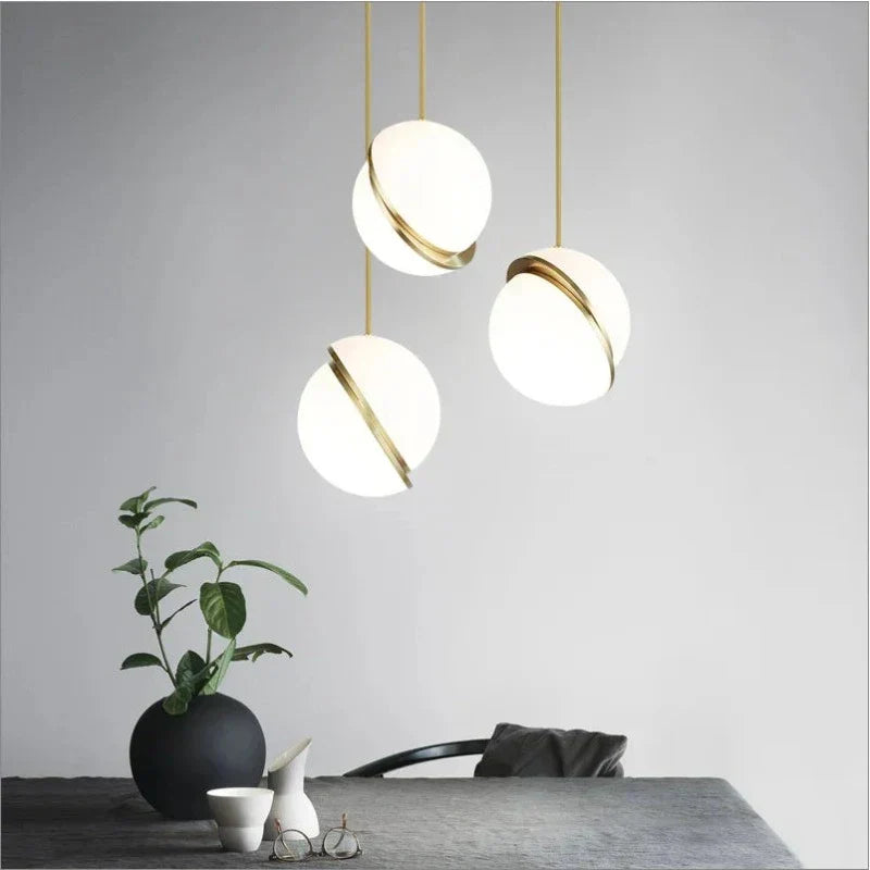 Moderne og Elegant Loftlampe | EleganceLume
