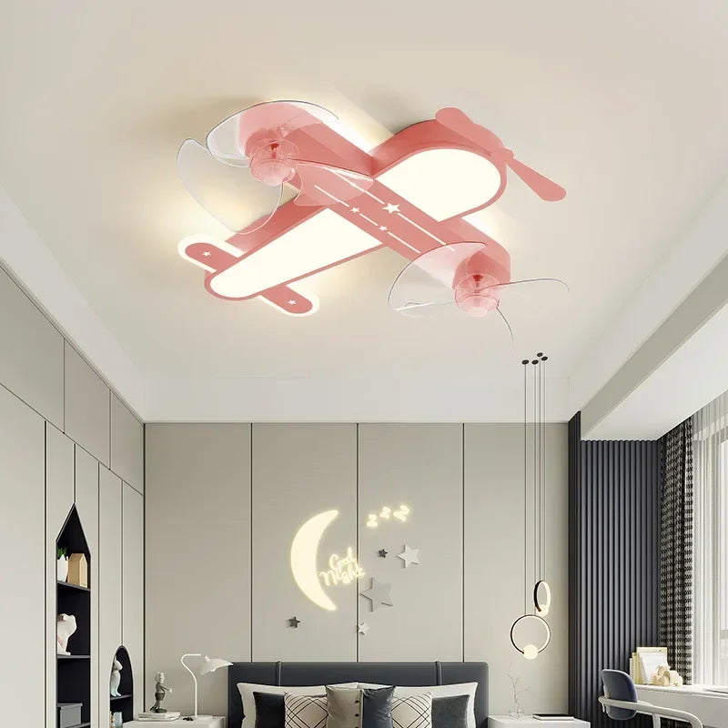 Stilfuld Flyinspireret LED Loftlampe | AeroGlow
