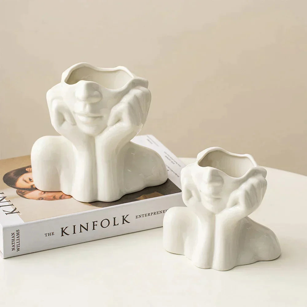 Unikke og Moderne Keramiske Vaser | ClayForm