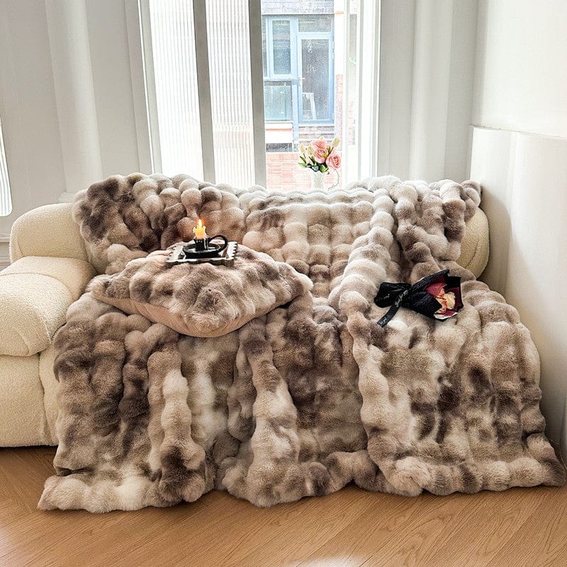 Tie Dye Rabbit Faux-Fur Tæppe – Blødt og Luksuriøst | CozyFur