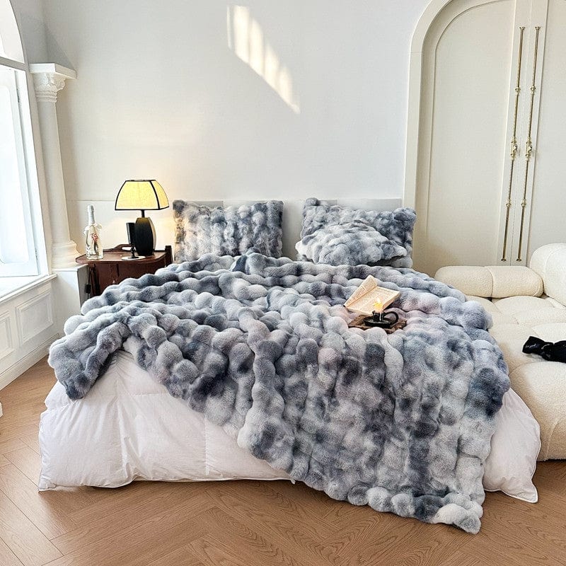 Tie Dye Rabbit Faux-Fur Tæppe – Blødt og Luksuriøst | CozyFur