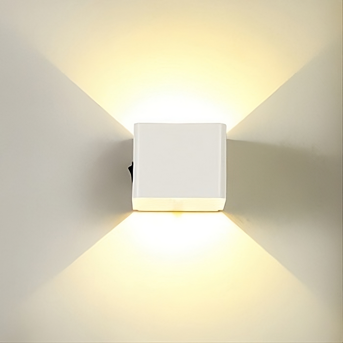 Unikke Væglamper til Luksuriøs Stemning | LuxoraLight