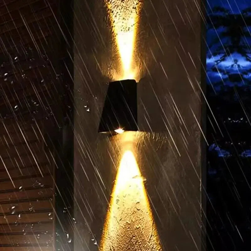 Elegant Solarlampe til Udendørsbrug med Vejrbestandig Design-4