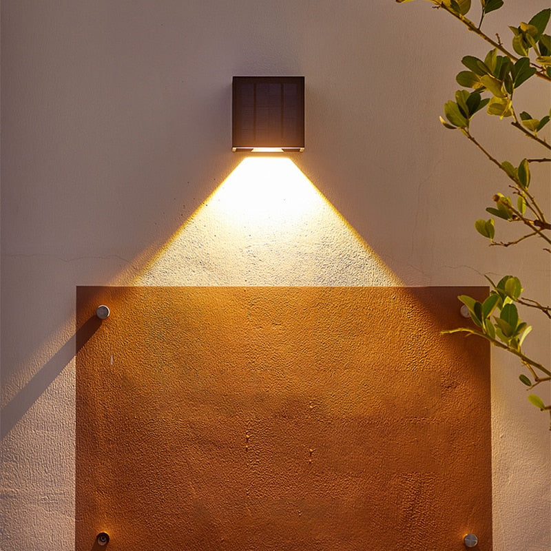 Solarlampe Til Udendørs Brug | LuxeLight-1