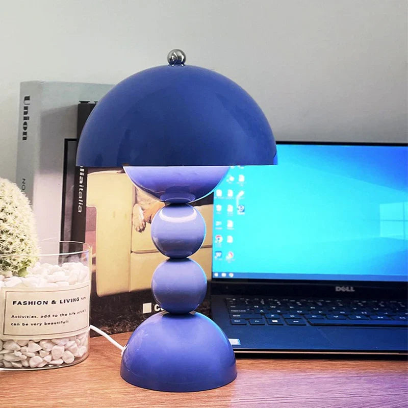 Dæmpbar LED Bordlampe med Blomsterknapdesign | BloomLight