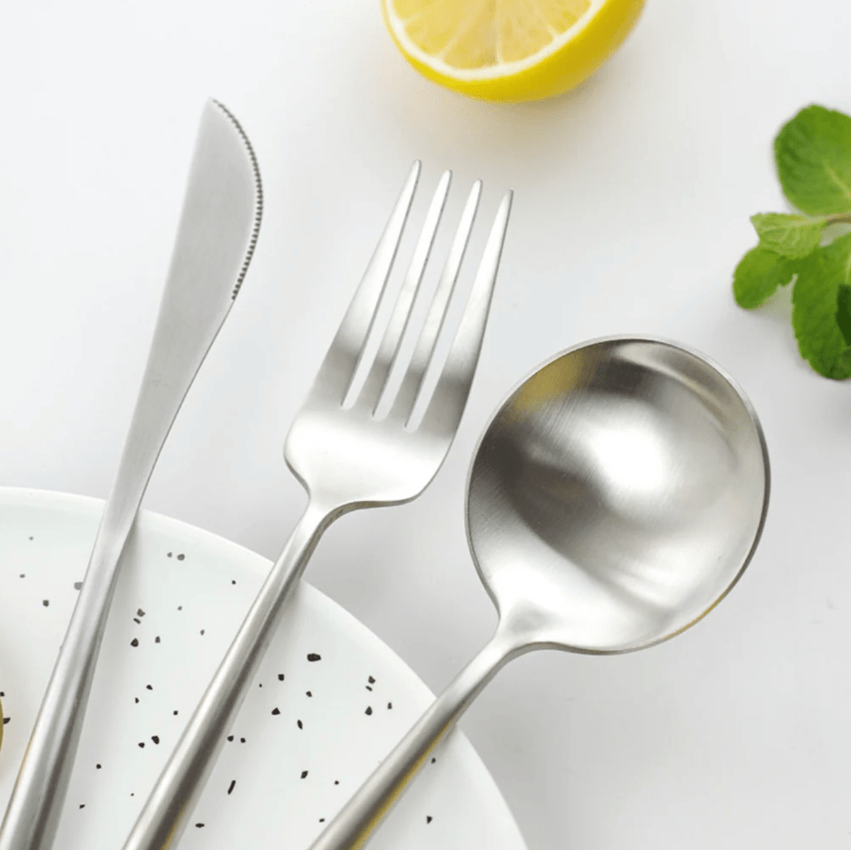 Moderne Bestiksæt – Elegant og Holdbart | LuxeCutlery