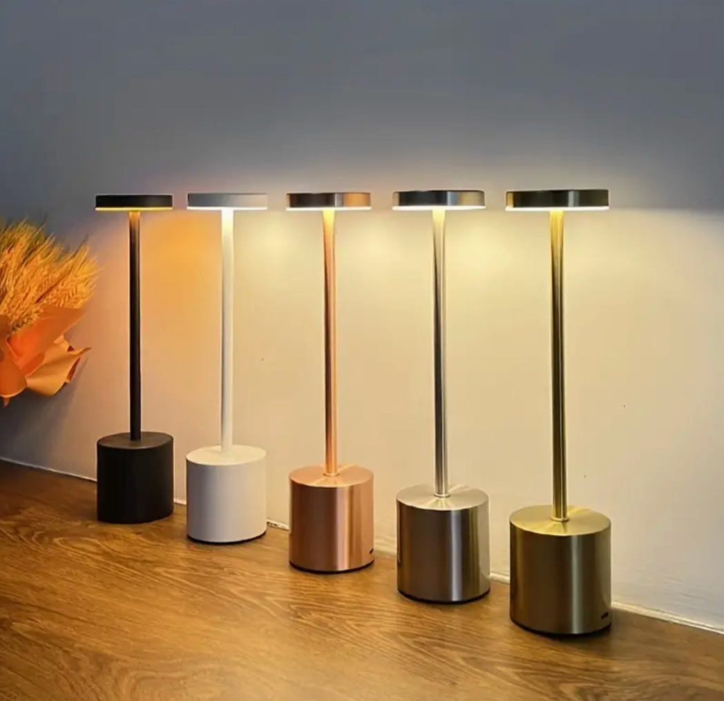 Trådløs Genopladelig USB LED Bordlampe med 3 Farveindstillinger | TouchGlow