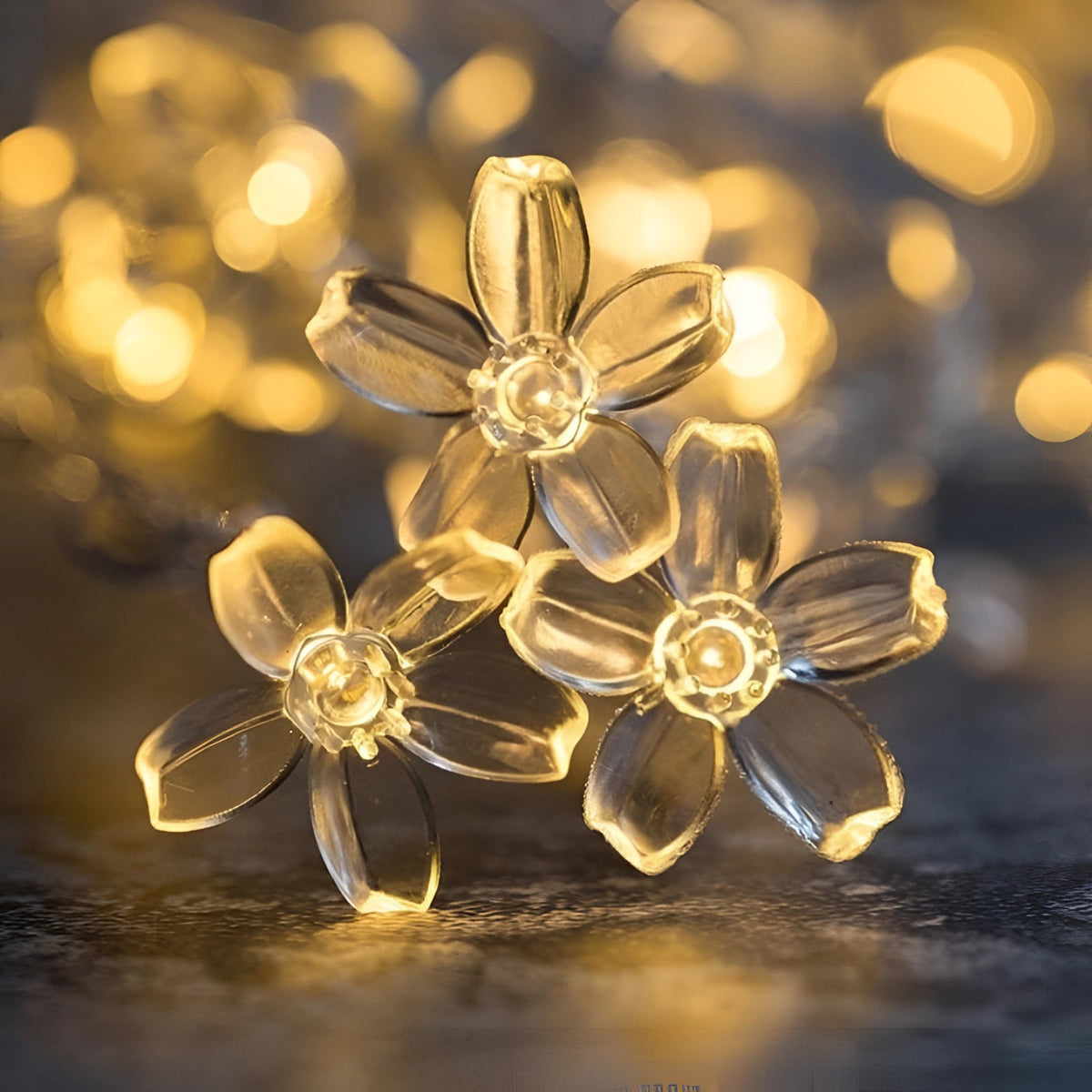 Varmhvide LED Lyskæder | GlowFairy