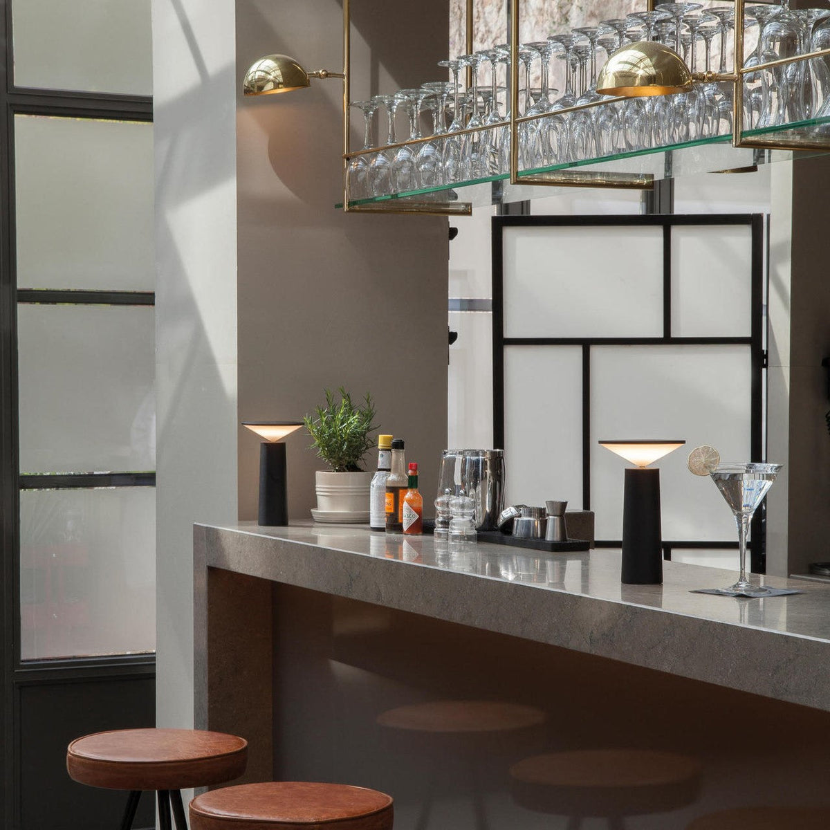 LED Udendørs Bordlampe med Justerbar Arm | FlexiGlow