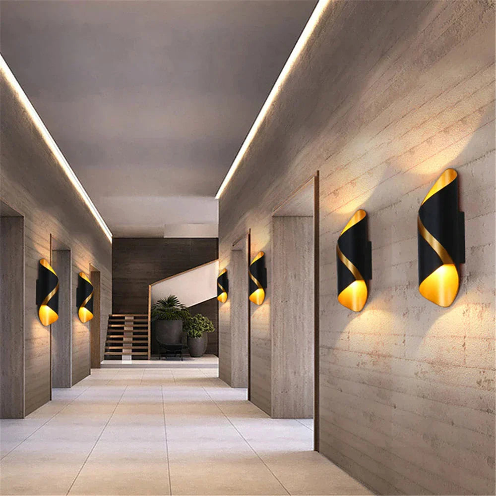 Elegant LED Væglampe | GlowLine