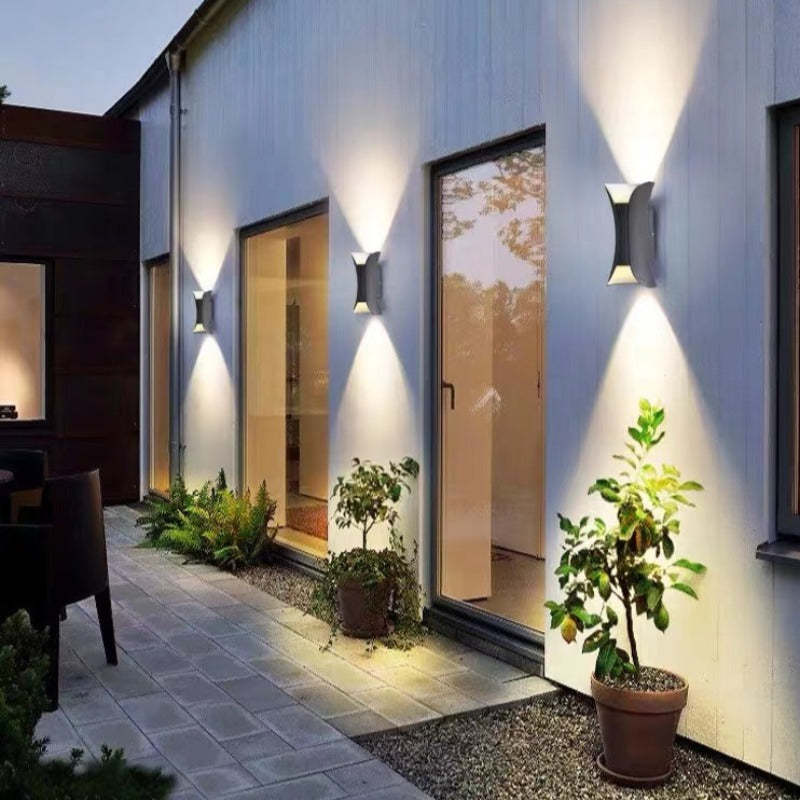 Modernistisk LED Væglampe | LuminoLuxe