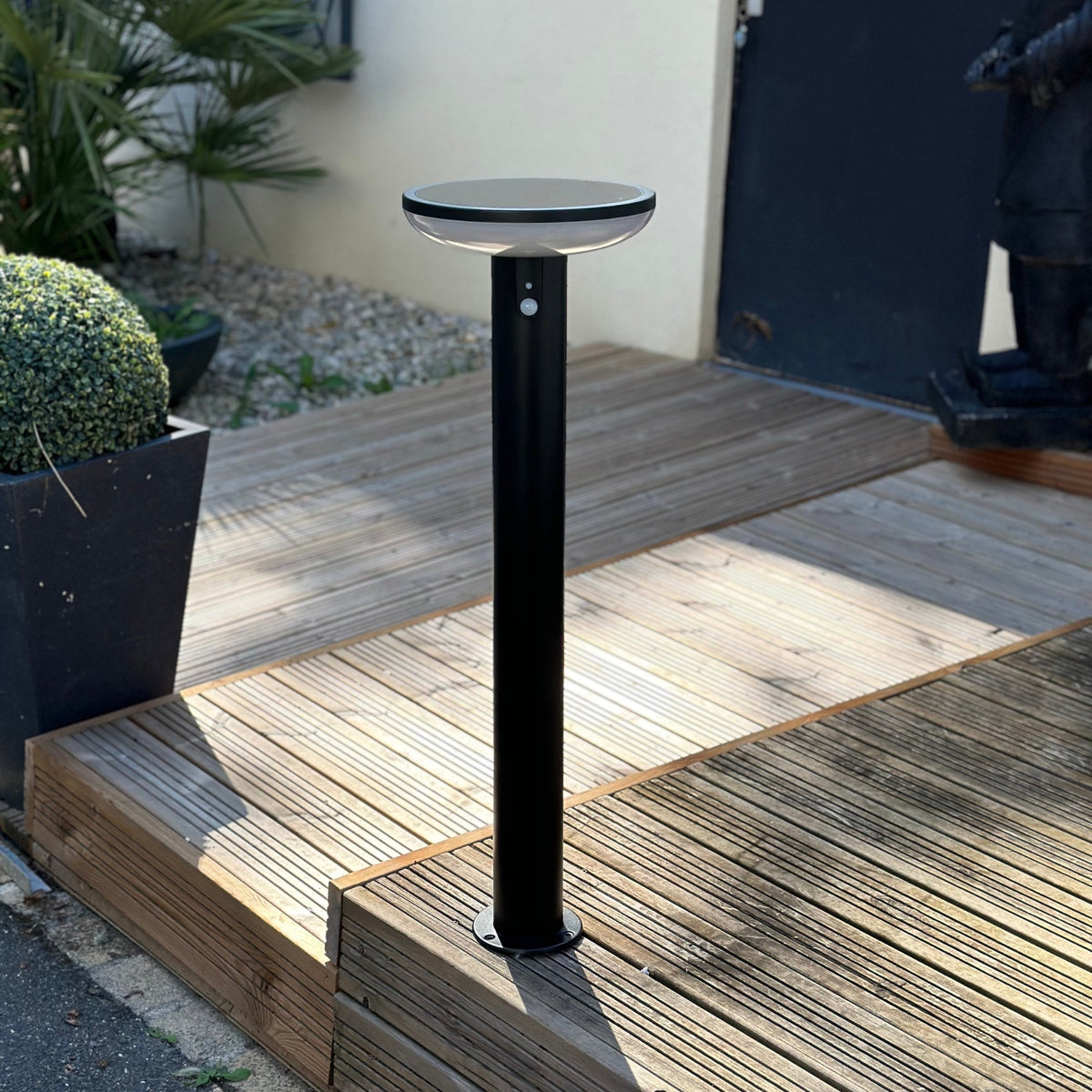 Solar Bollard Light med Justerbar Belysning og Bevegelsessensor til Udendørsbrug-5