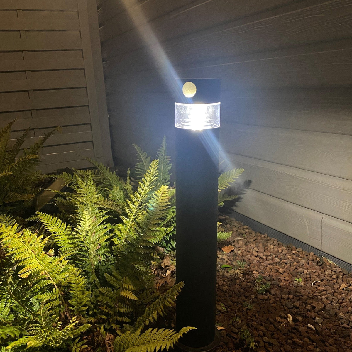 Solarlampe Med Bevægelsessensor I Rustfrit Stål Til Udendørs Brug-4