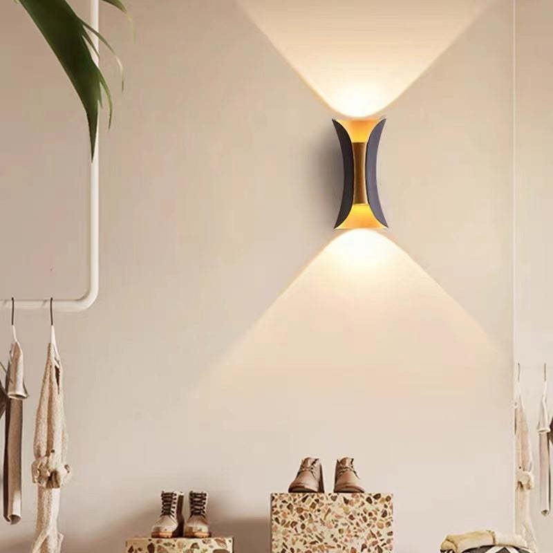 Modernistisk LED Væglampe | LuminoLuxe