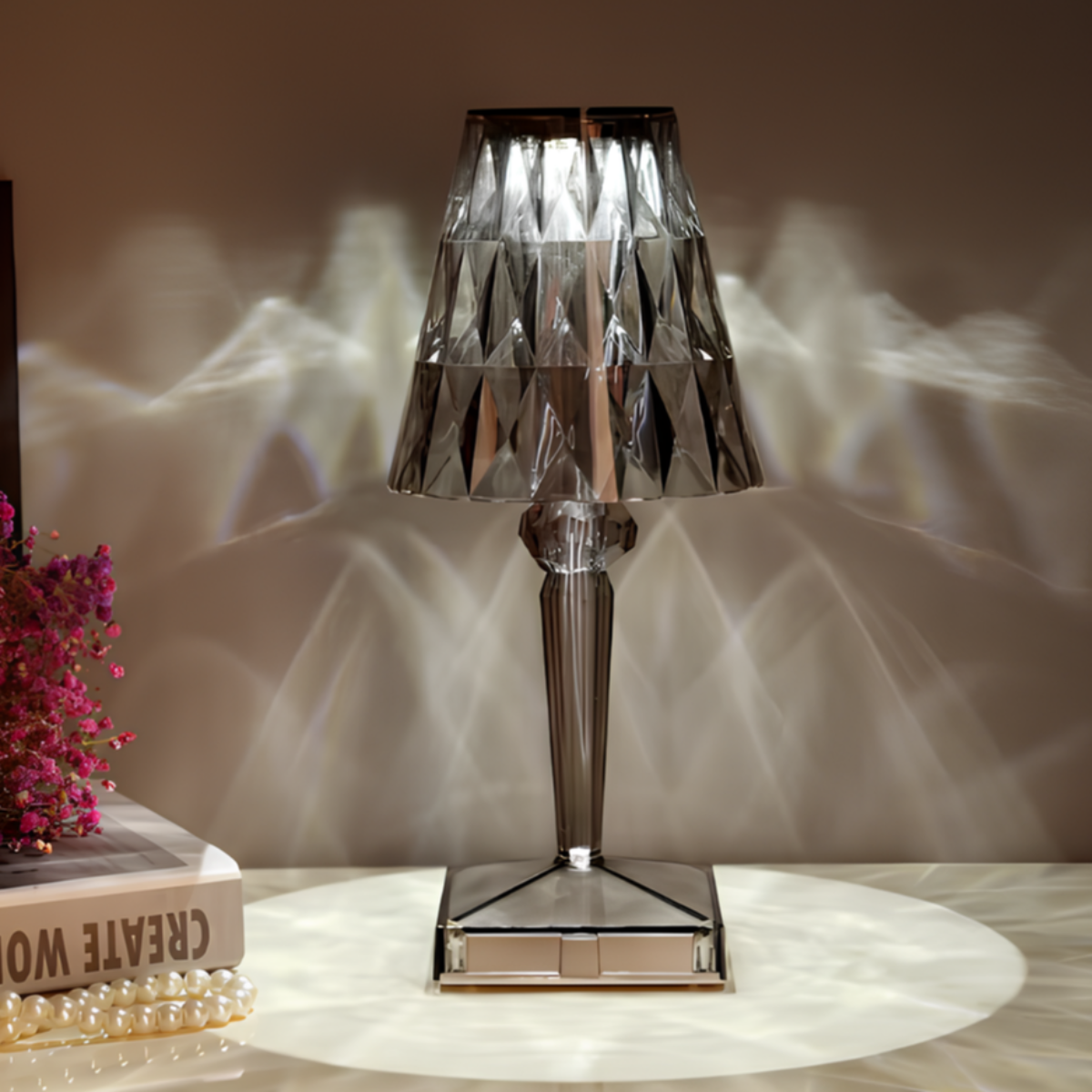 Glitrende Krystal Bordlampe – Elegant og Moderne | CrystalLuxe