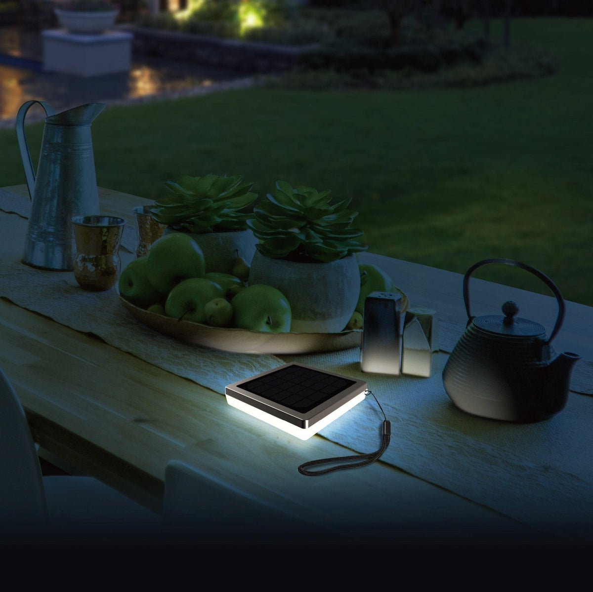 Solarlampe i Rustfrit Stål med Opladningsfunktion til Udendørs Brug-4