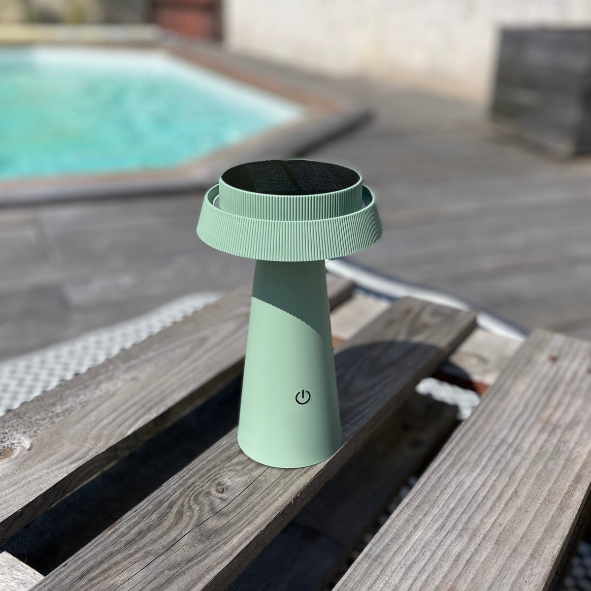 Elegant Rosa Solarlampe med Justerbar Lysstyrke til Udendørsbrug-2