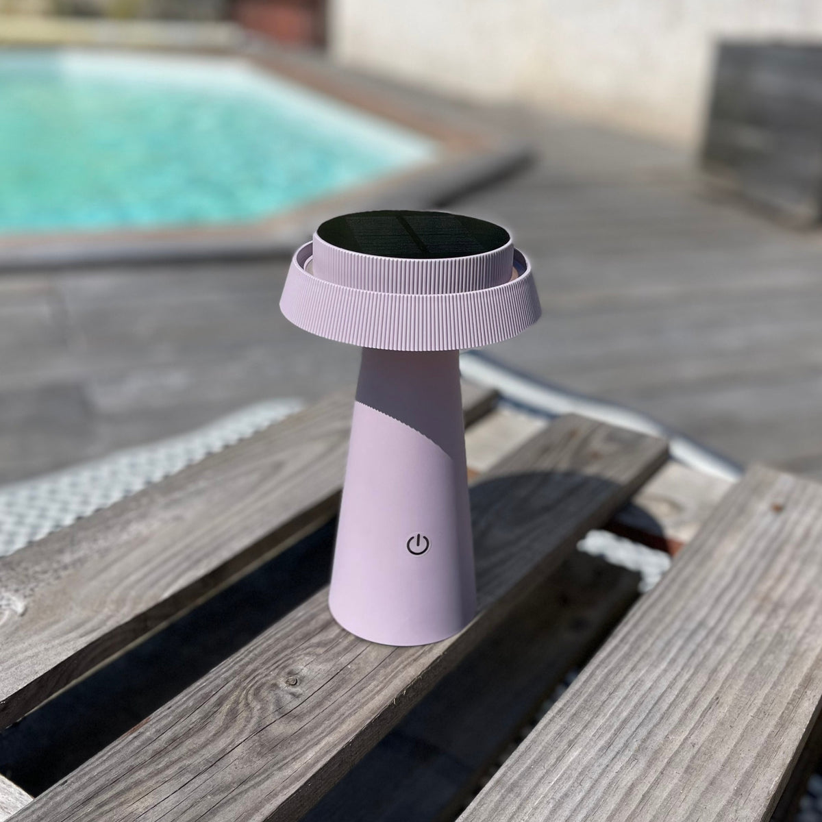 Elegant Rosa Solarlampe med Justerbar Lysstyrke til Udendørsbrug-3