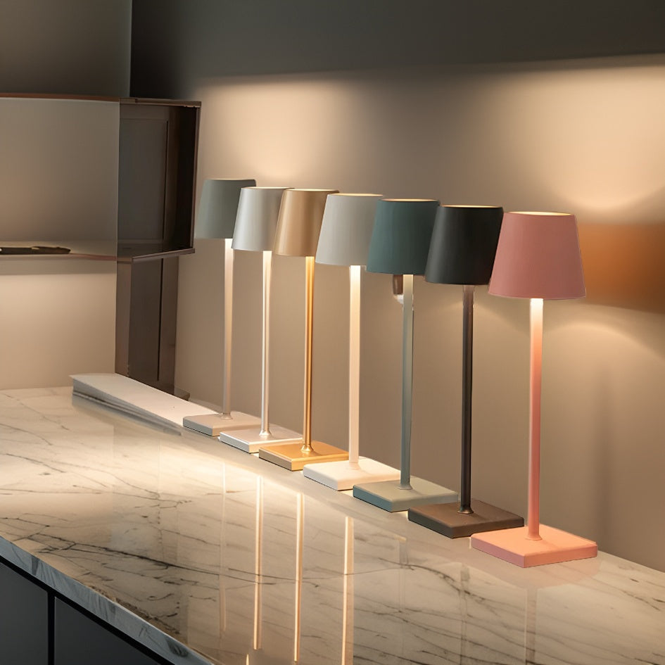 Multifunktionel Trådløs Genopladelig Bordlampe – Elegant og Praktisk | LumiFlex