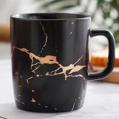 Lightning Krus – Luksuriøst og Unikt | ThunderMug