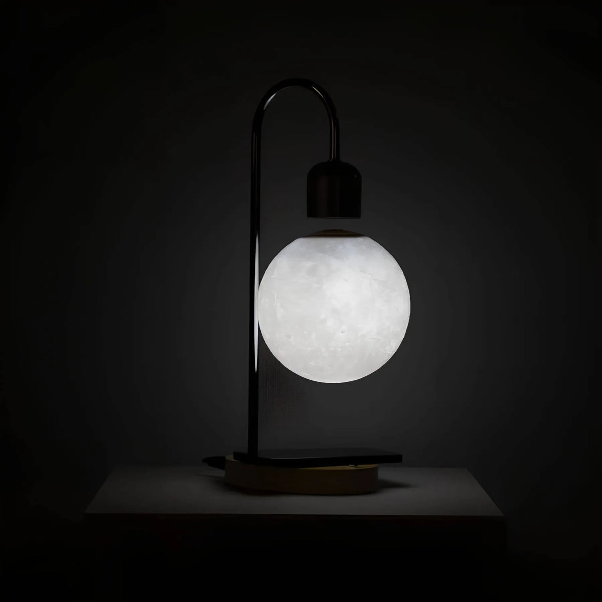 Bordlampe – Moderne og Naturlig | WoodBeam